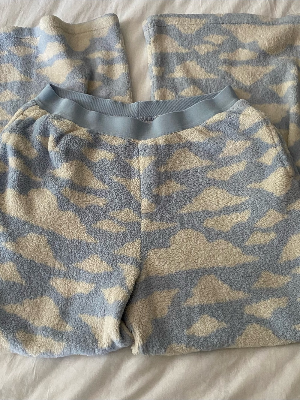 Gap Pajama Pants Girls 14 Blue Fleece Clouds Cozy Lounge Pajama Bottoms Pjs Fun